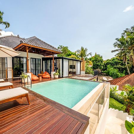 Exclusive New Villa In Ubud - 2Bdr, Massive Pool - Ultimate Luxury Exterior photo